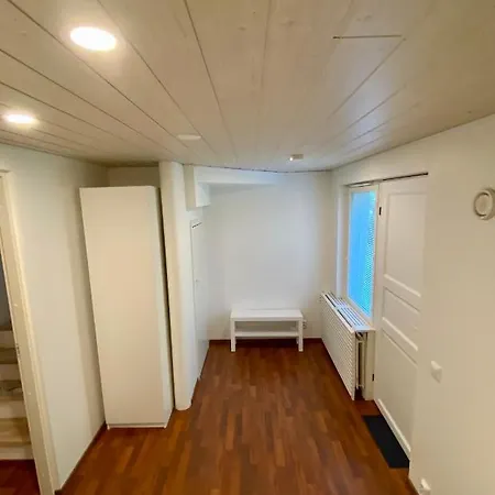 Vakantiehuis Big Duplex, 15min To Or Naantali Turku