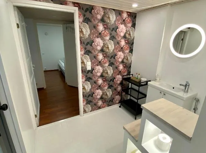 Big Duplex, 15min To Or Naantali 펜션